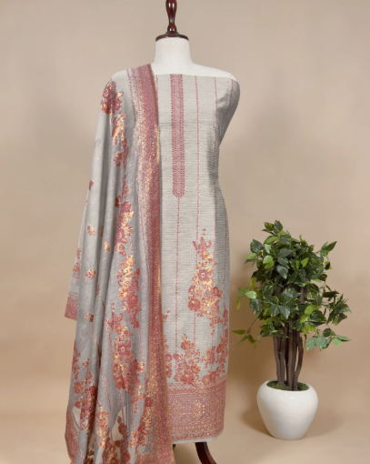 silk-suits-1747043922.png